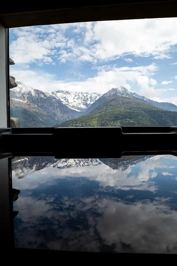 Chalet Cormignano Suite Bagno Turco E Spa Privata 0*, Vezza dʼOglio Italia